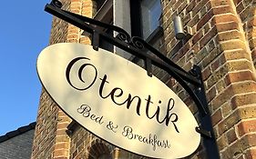 Bed And Breakfast Otentik